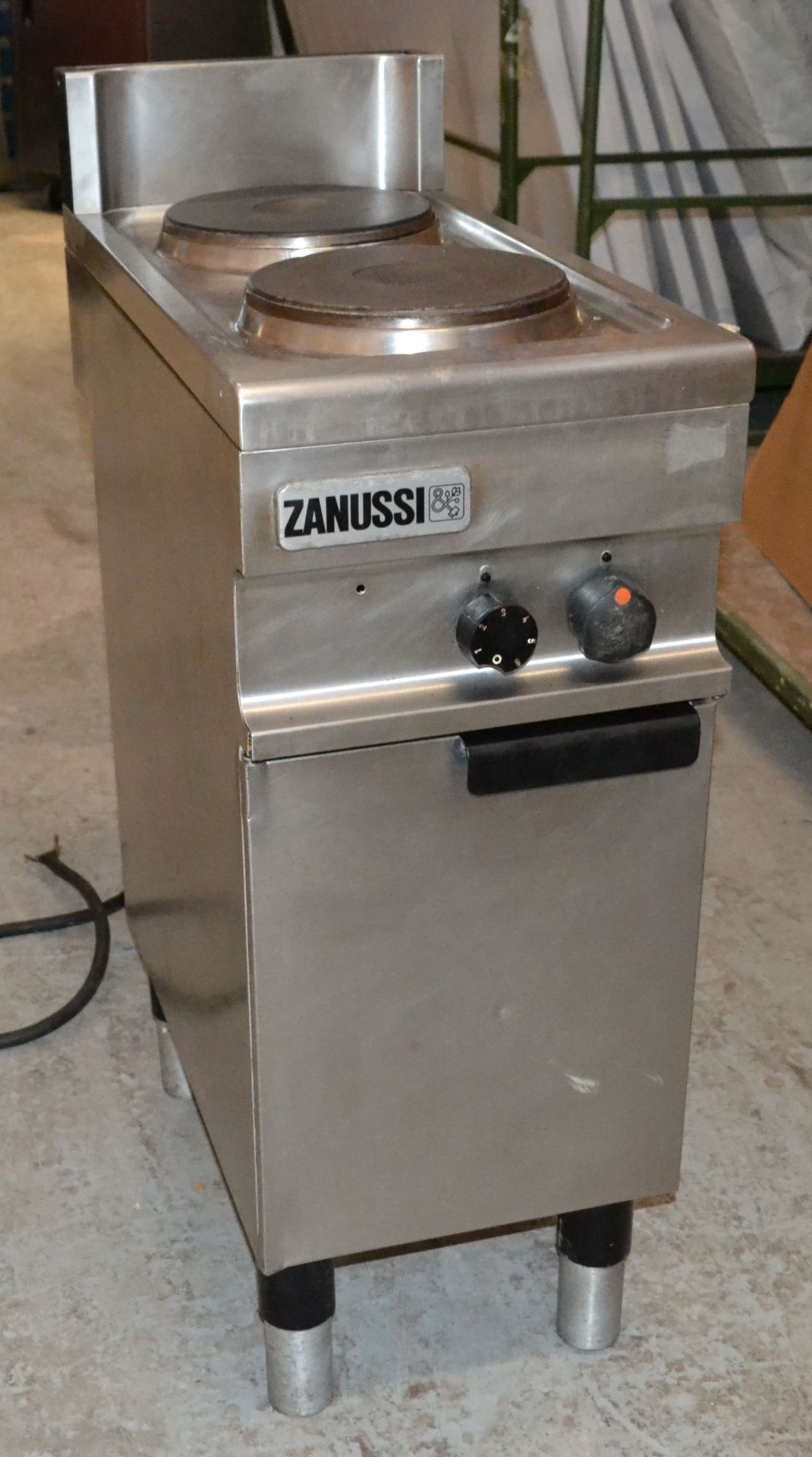 1 x Zanussi Freestanding Hot Plate - 70x35x102cm - Ref: HA112 - CL261 - Location: Altrincham WA14 - Image 6 of 11