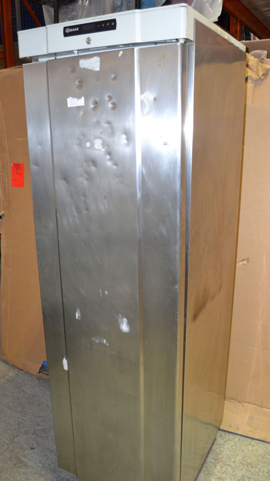 1 x Gram Tall Upright Commercial Freezer - 60x605x190cm - Ref: HM206 - CL261 - Location: - Image 3 of 10