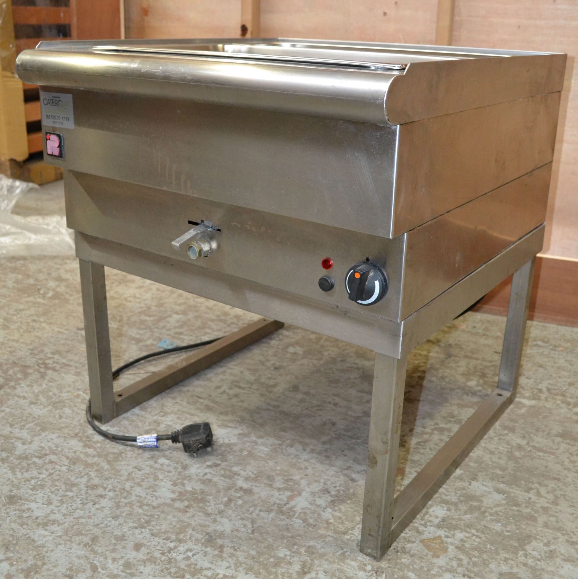 1 x Parry 9146.66W Electric Wet Bain Marie With Stand - 60.5 x 64 x 65.5(h) cm Inc. Stand - Ref: - Image 7 of 10