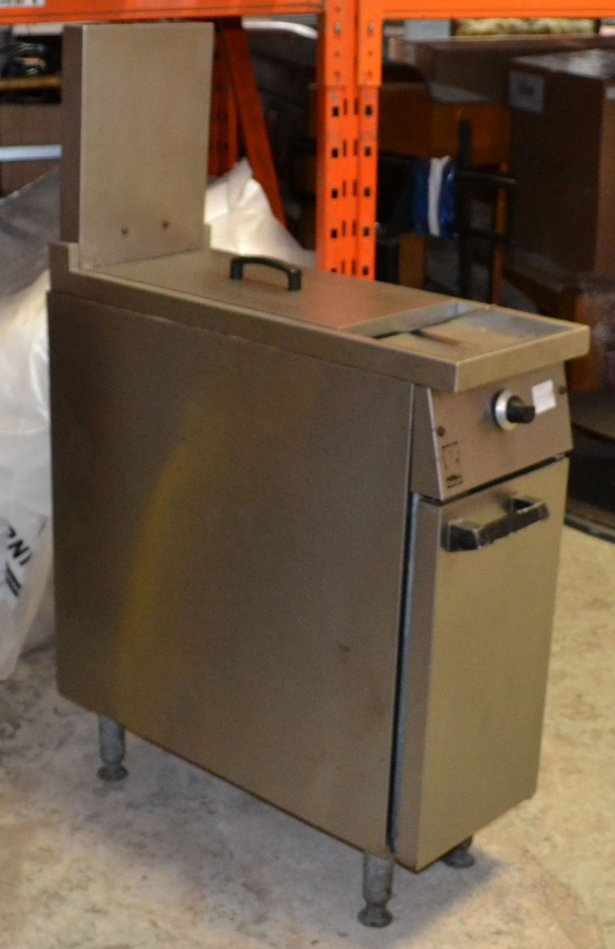 1 x Falcon Single Tank Freestanding Gas Fryer - 77x30x122cm - Ref: HA105 - CL261 - Location: - Image 10 of 10