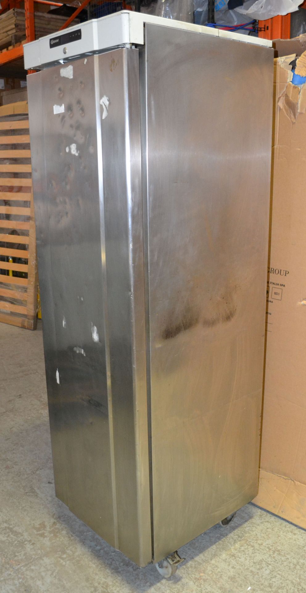 1 x Gram Tall Upright Commercial Freezer - 60x605x190cm - Ref: HM206 - CL261 - Location: - Image 5 of 10