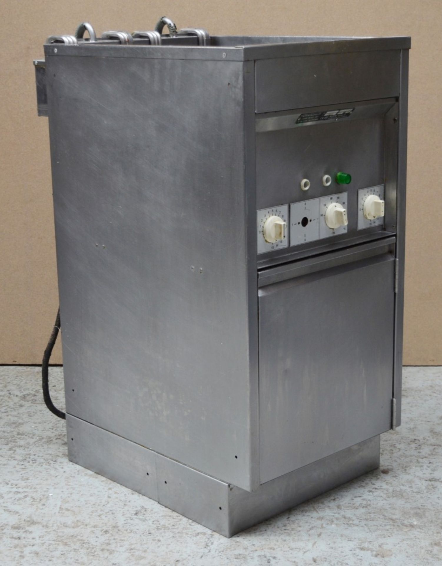 1 x Valentine Electric Single Tank Freestanding Fryer - Model C94 - Stainless Steel Finish - - Image 2 of 11