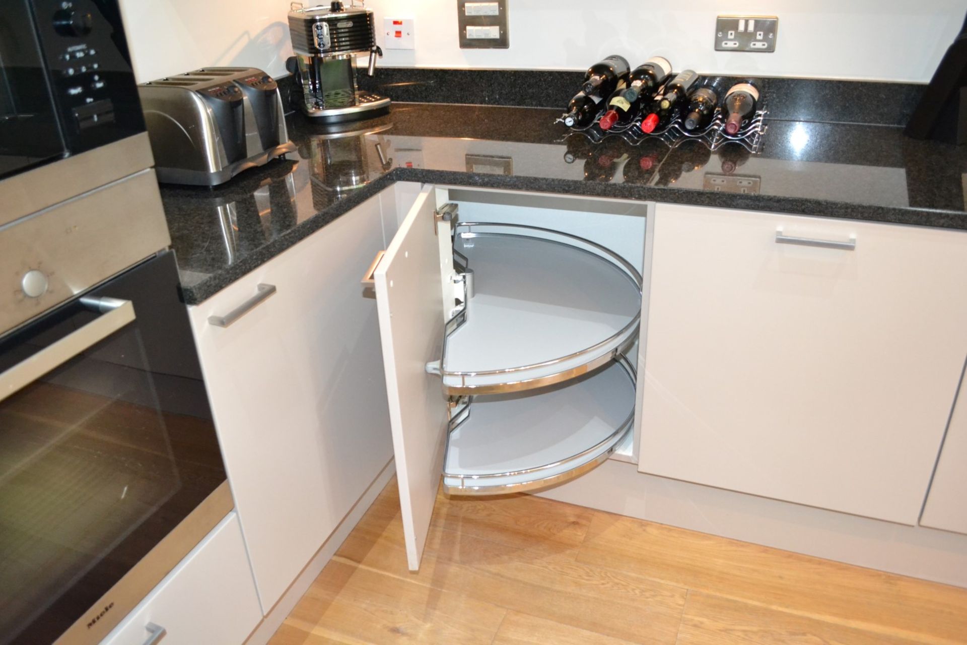 1 x Stunning Poggenpohl Kitchen With Black Granite Worktops and Miele and Siemens Appliances - In - Image 52 of 67