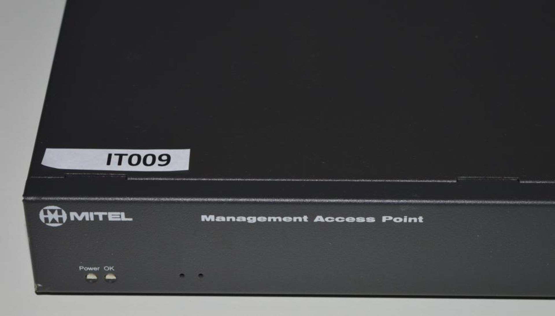 1 x Mitel 2740 Management Access Point - Model Number 13-0602 - CL240 - Ref IT009 - Location: - Image 2 of 6