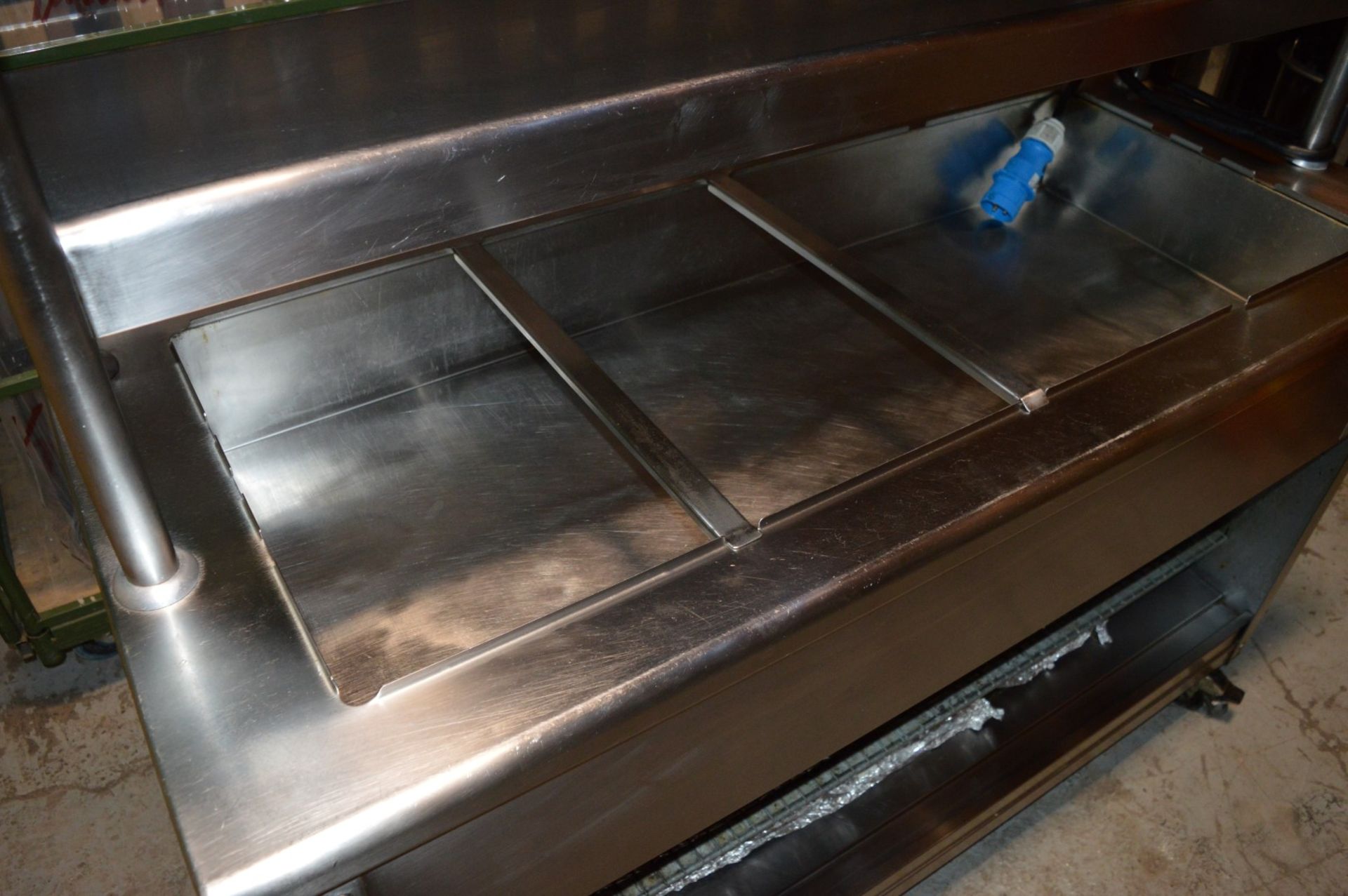 1 x Stainless Steel Heated Pass Through Gantry With Heated Food Well, Food Warming Cupboards, - Image 7 of 12