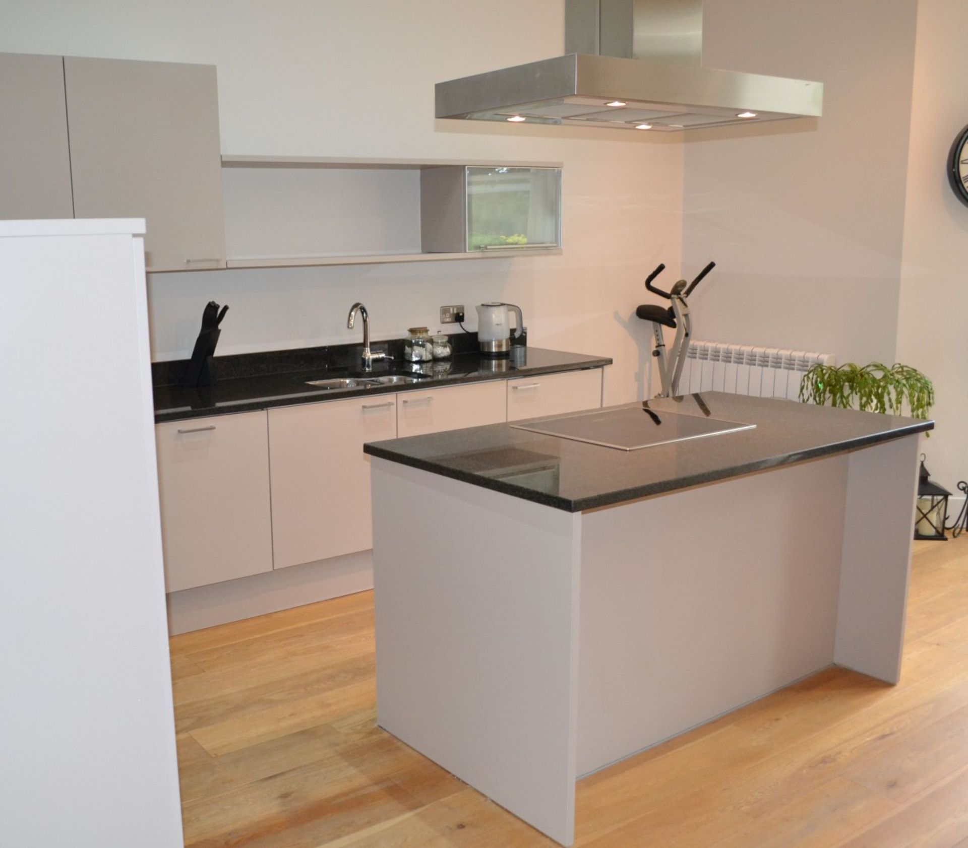 1 x Stunning Poggenpohl Kitchen With Black Granite Worktops and Miele and Siemens Appliances - In - Image 8 of 67