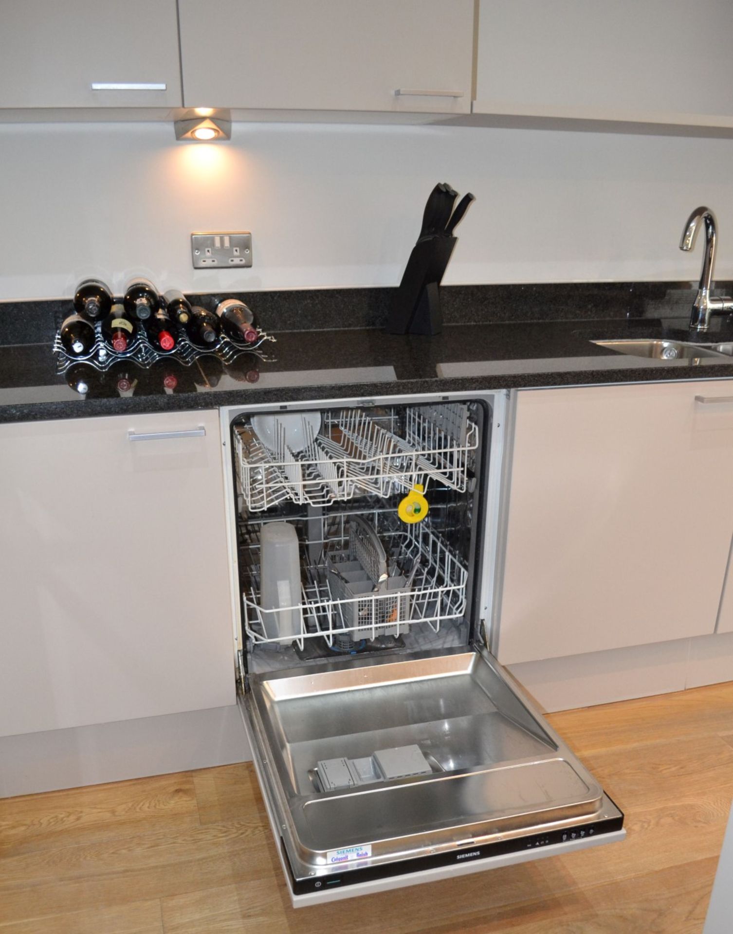 1 x Stunning Poggenpohl Kitchen With Black Granite Worktops and Miele and Siemens Appliances - In - Image 47 of 67