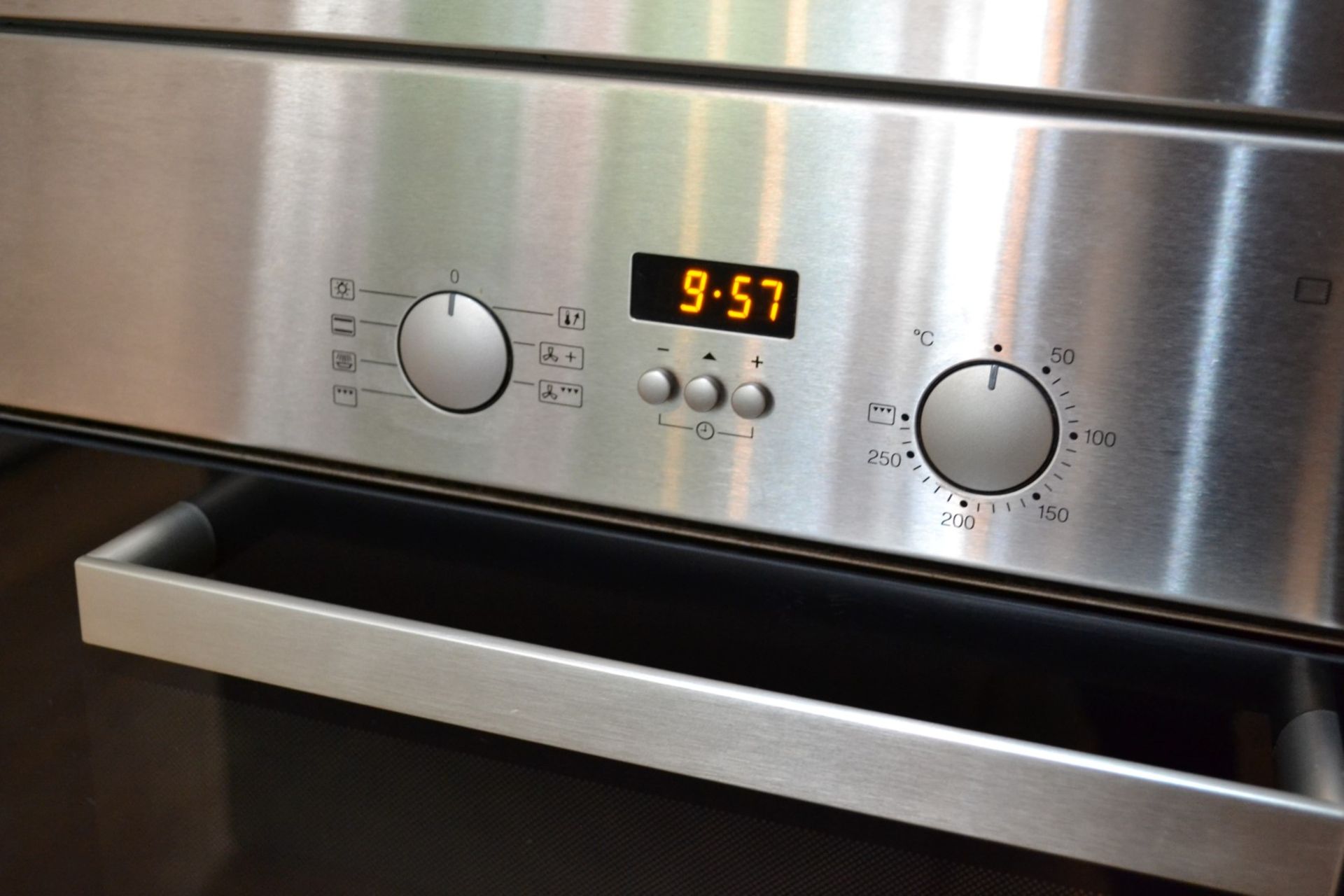 1 x Stunning Poggenpohl Kitchen With Black Granite Worktops and Miele and Siemens Appliances - In - Image 38 of 67