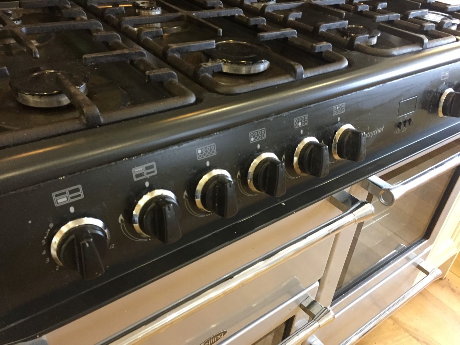 1 x Belling 100G Silver Countrychef 8-Burner, 2 Oven Range - In Good Working Condition - CL238 - - Image 5 of 13