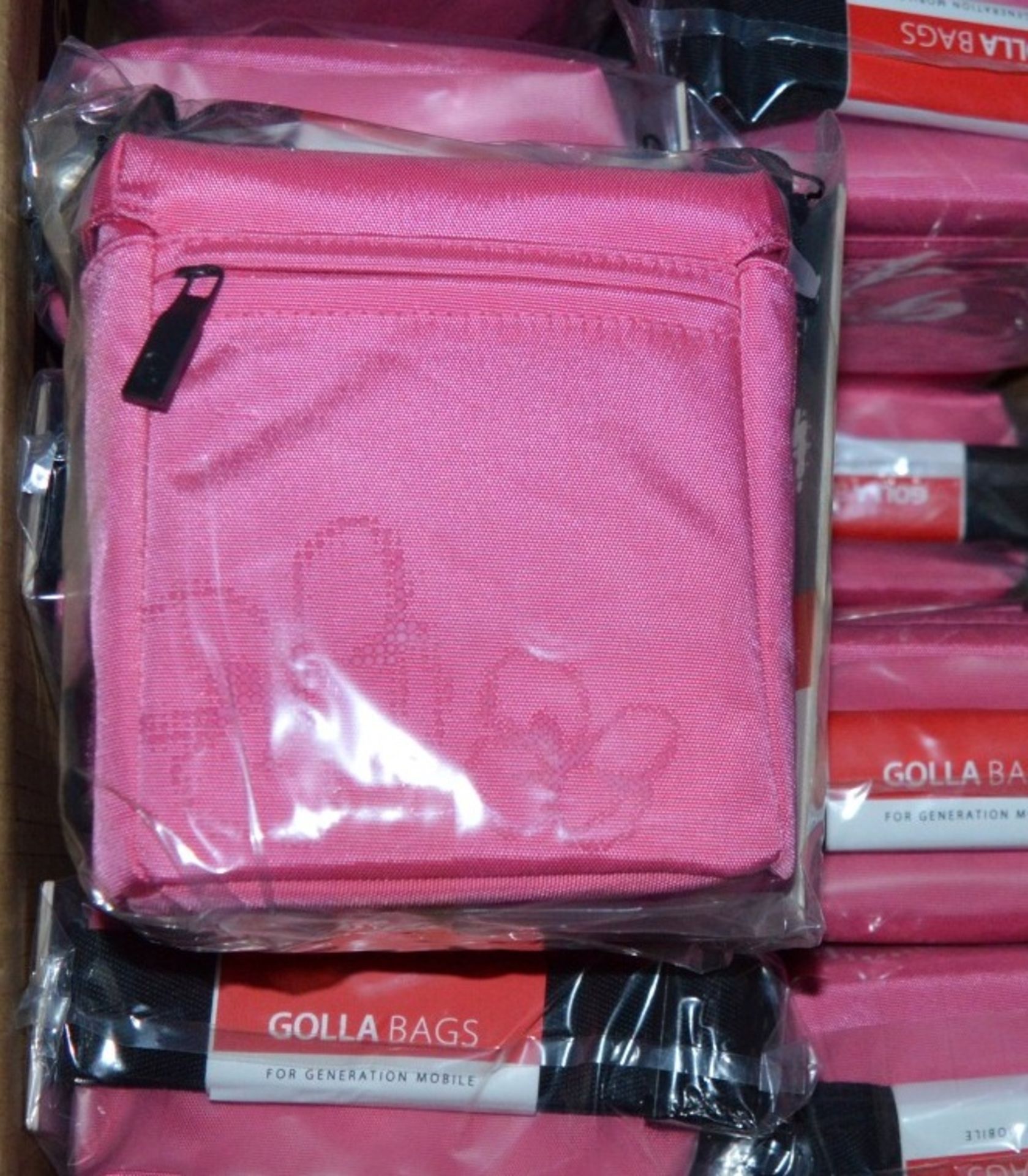 20 x GOLLA Small Camera Bags In Bright Pink - New / Unused Stock - Great Resale Potential - Supplied - Image 2 of 4