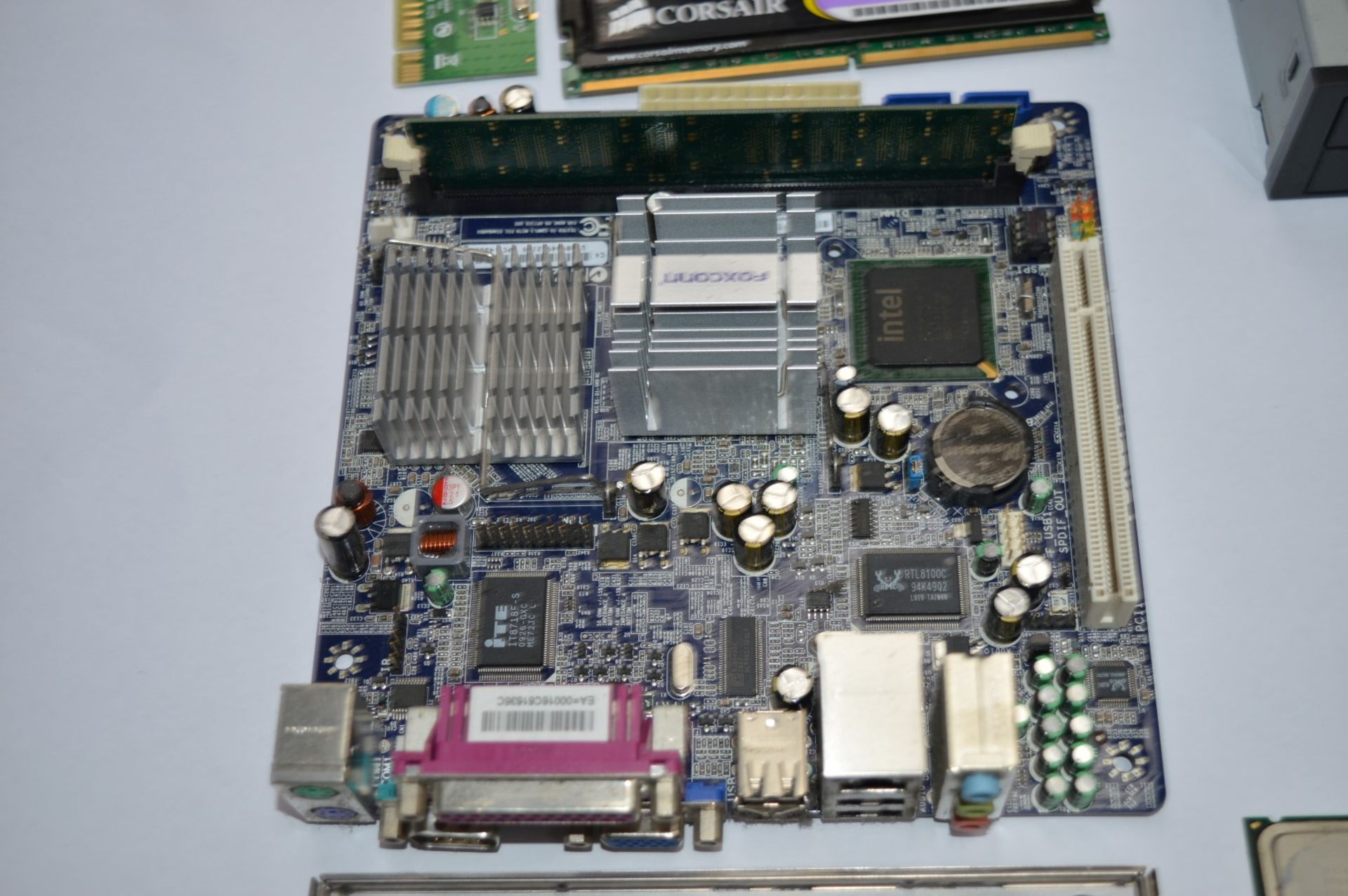 1 x Assorted Collection of Computer Parts Including Mini ITX Motherboard With Processor and Ram, - Image 10 of 12