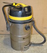 1 x Klarstein Wet/Dry Vacuum Cleaner - Great For Commercial or Home Use -  - CL007 - Location: