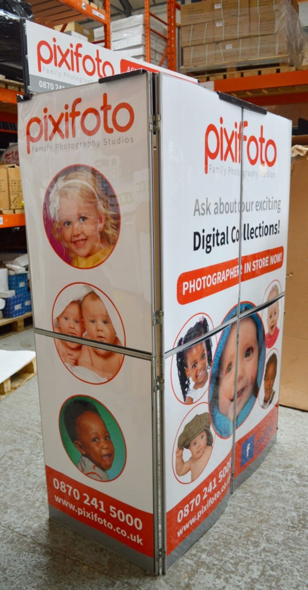 1 x Pixifoto Mobile Flash Photography Booth - Ideal For Use in Shopping Centers, Weddings, - Image 6 of 16