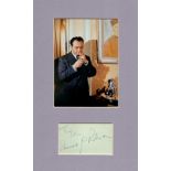 ACADEMY AWARD WINNERS: MALE - Selection of signed pieces, cards, album pages etc.