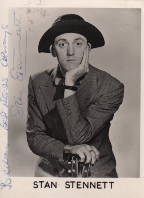 BRITISH COMEDY: Selection of vintage signed postcard photographs and smaller by various British - Image 9 of 11