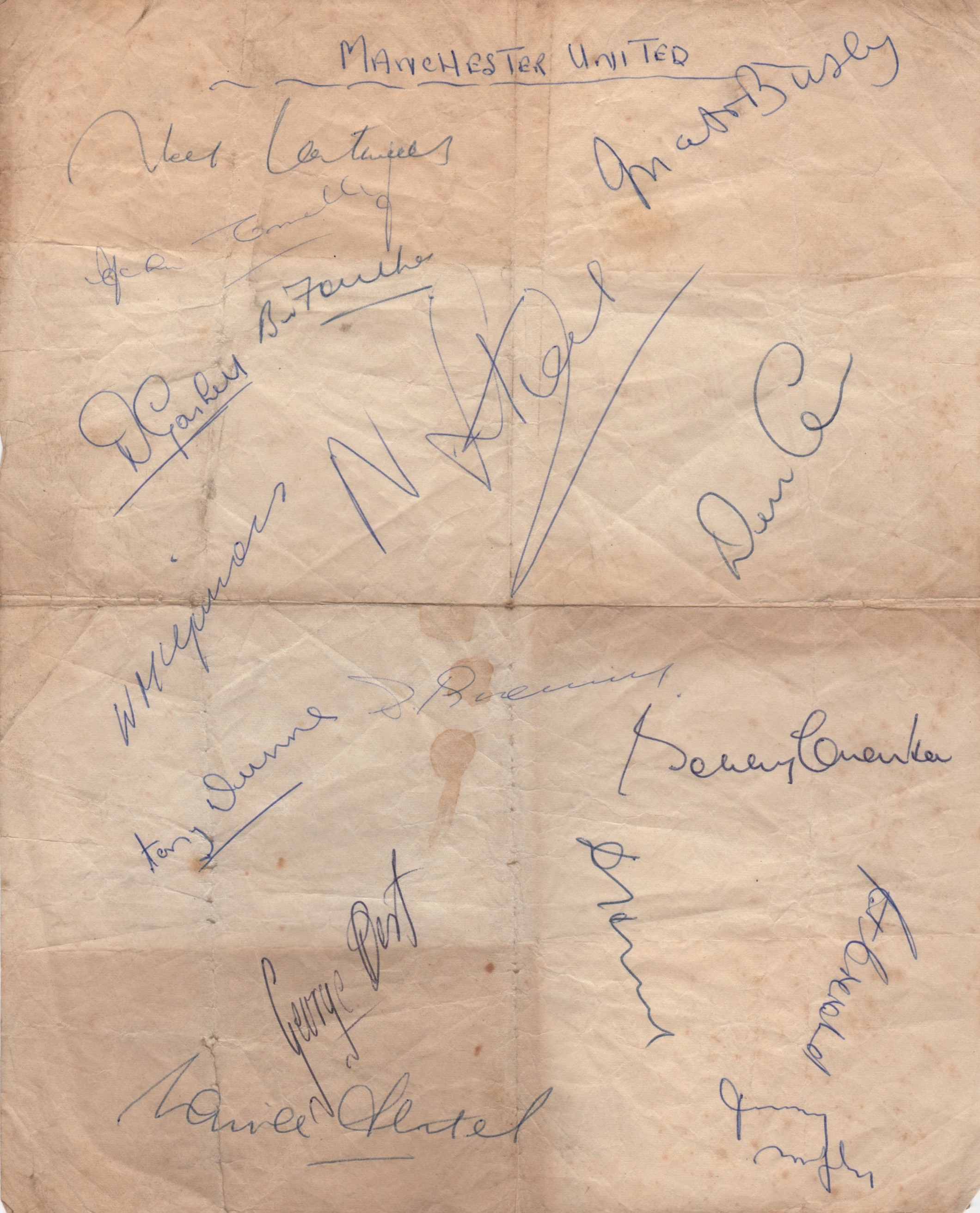 MANCHESTER UNITED: A sheet of plain 4to notepaper individually signed by sixteen members of a