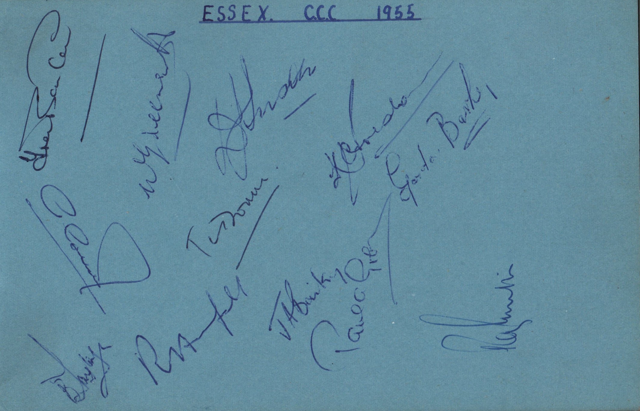 AUTOGRAPH ALBUM: An autograph album containing over 90 signatures by various cricket teams and - Image 3 of 16