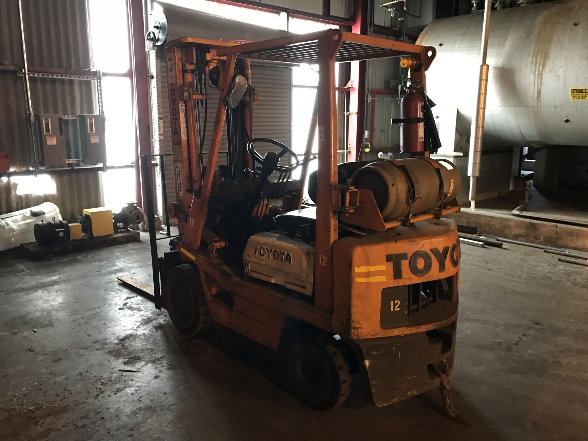 Fork Lift Truck, Toyota model 42-4FGC20, LP powered with side shift, three stage, 185" max. lift - Image 3 of 9