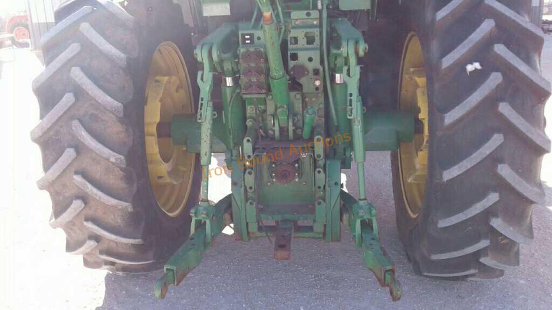 2004 John Deere 7820 Tractor - Image 12 of 18