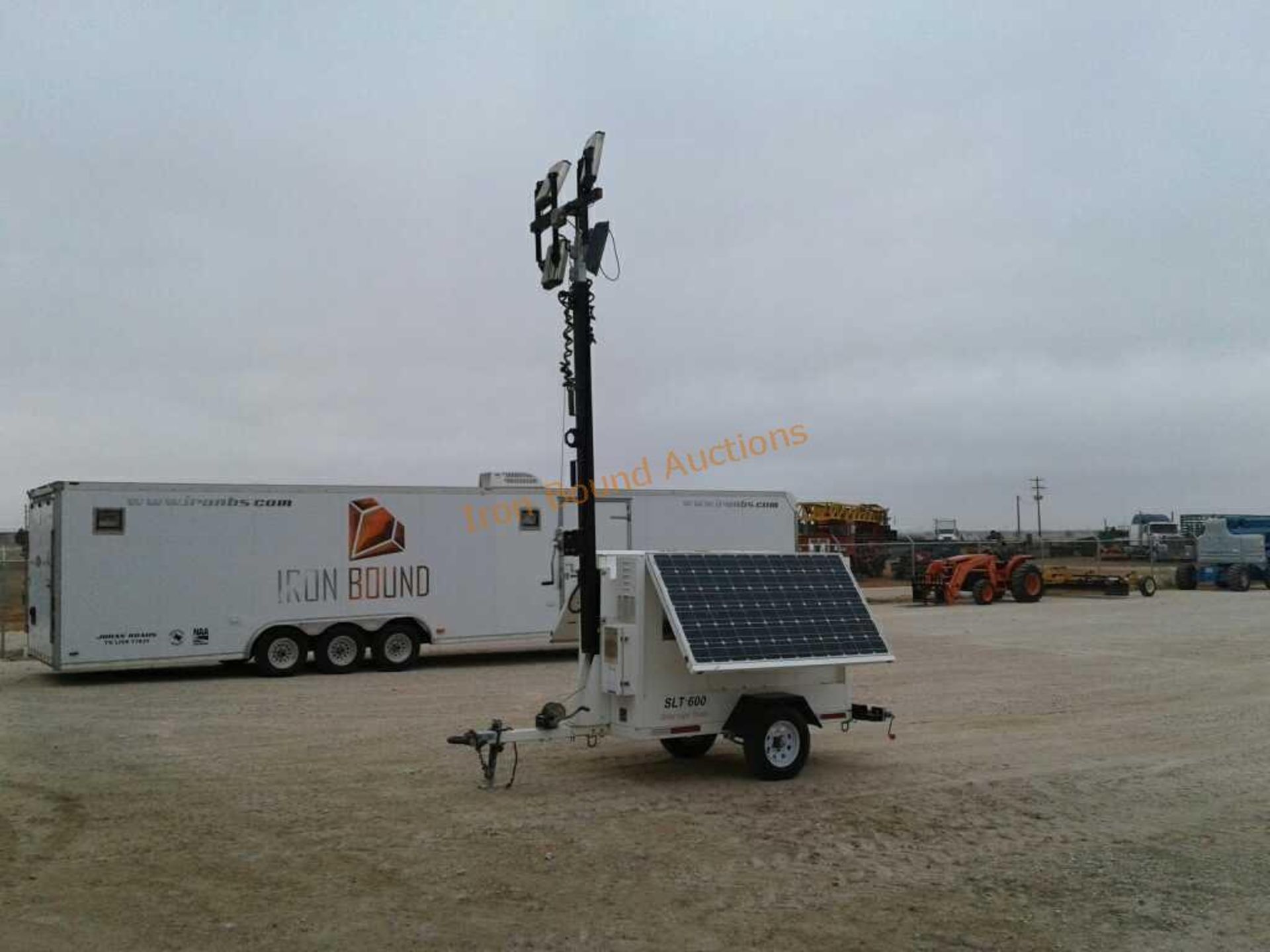 2010 Solar Light Tower SLT600