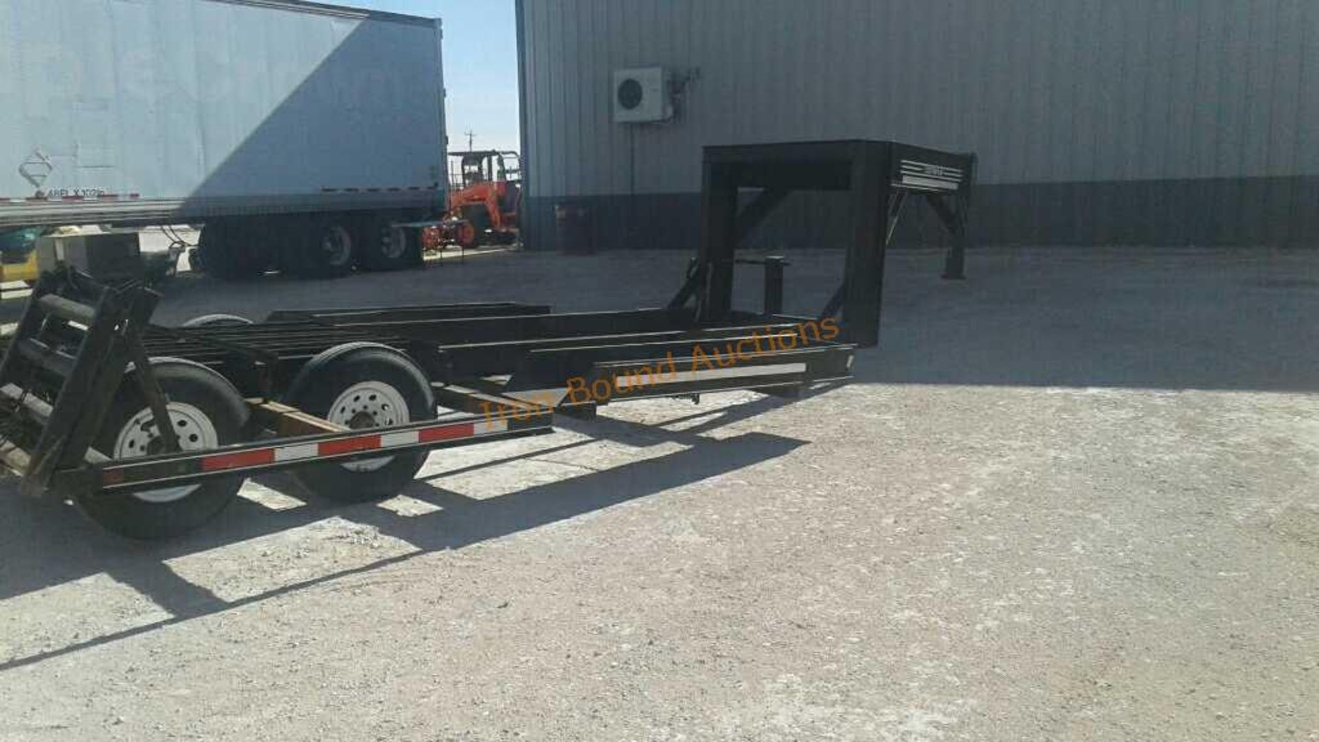 2001 Donahue Swather Hauler Gooseneck Trailer - Image 5 of 13