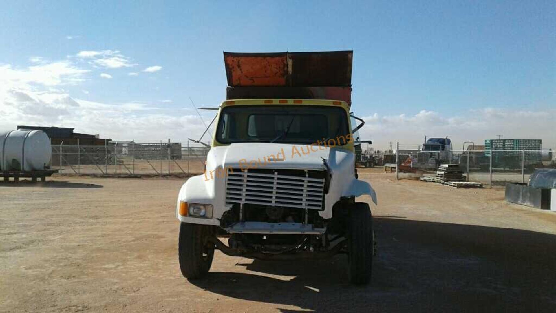 1998 International 4700 Feed Truck - Image 8 of 17