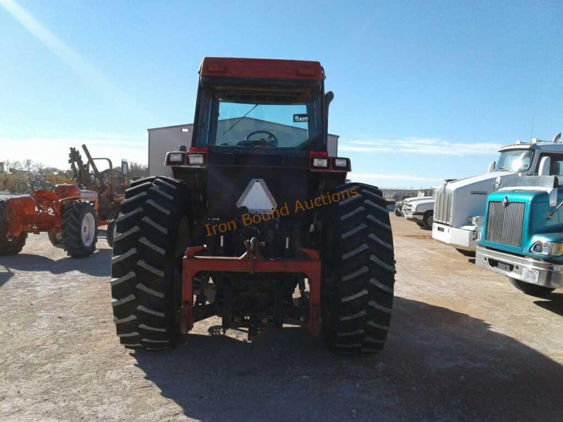 Case International 7240 Tractor - Image 4 of 9