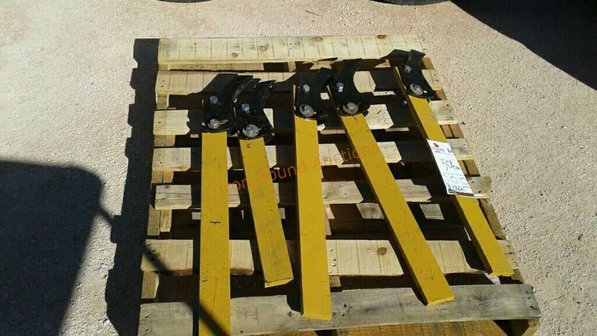 Pallet with 5 shanks