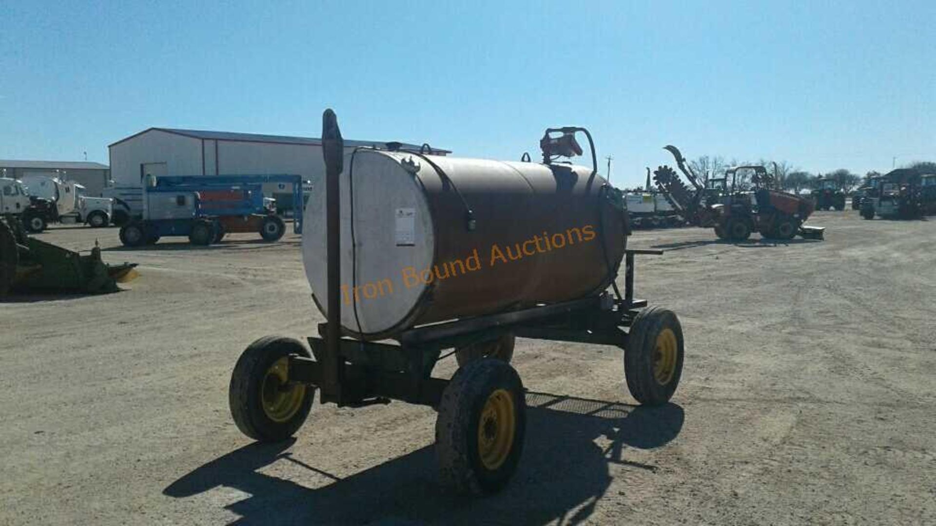 Fuel Tank Trailer w/ Pump