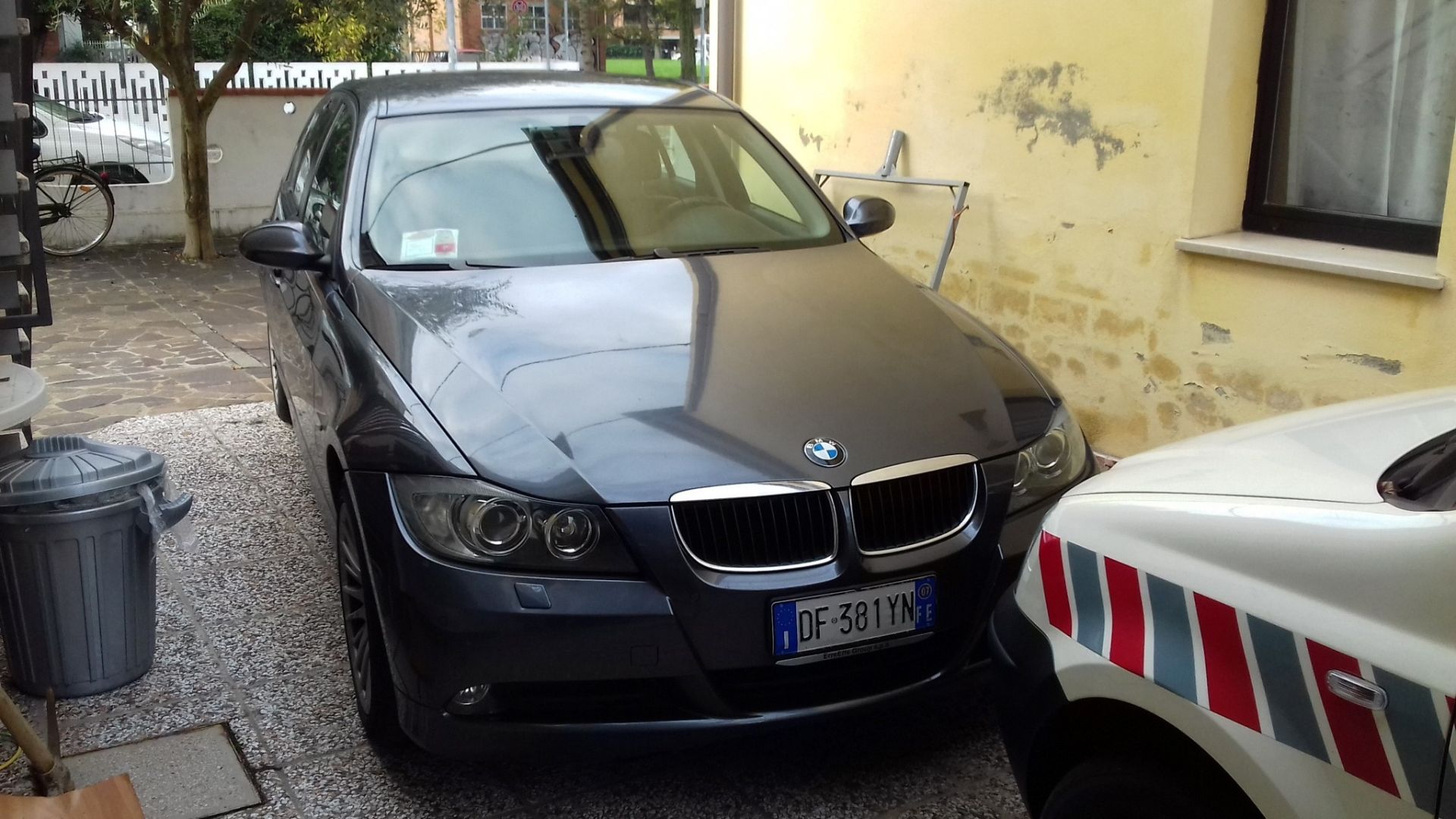 N. 6 (687 FALLIMENTO) AUTOVETTURA BMW 320 D ANNO 2007 TARGATA DF381YN