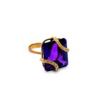 Anello in oro rosa 18Kt con ametista naturale ct 30 circa e diamanti fensil ct 0.20