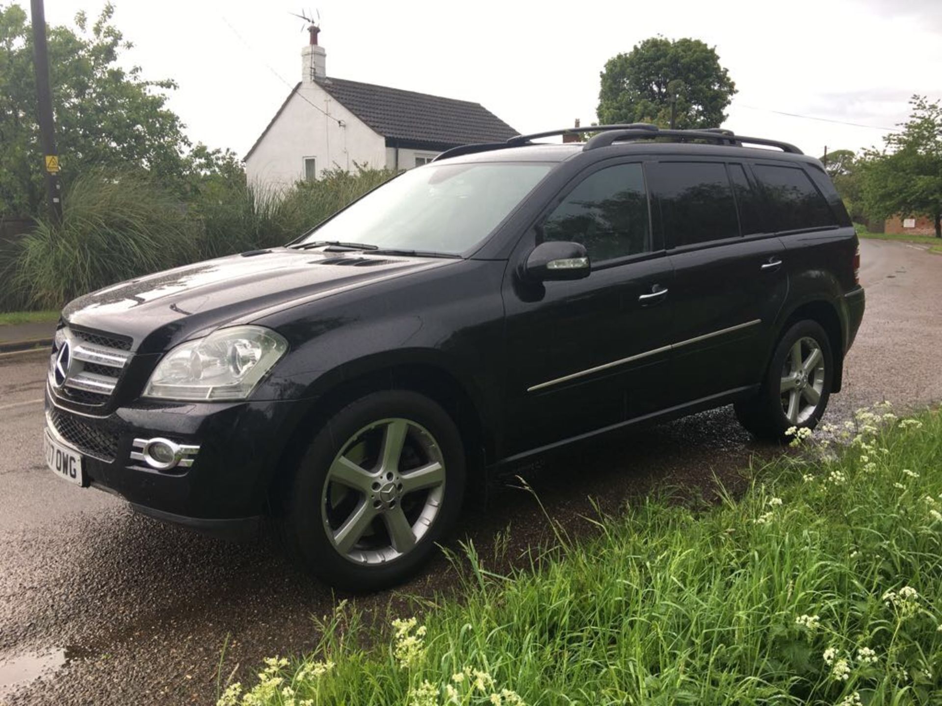 2007 MERCEDES BENZ GL320 4MATIC AUTOMATIC **7 SEATER** - Image 3 of 16