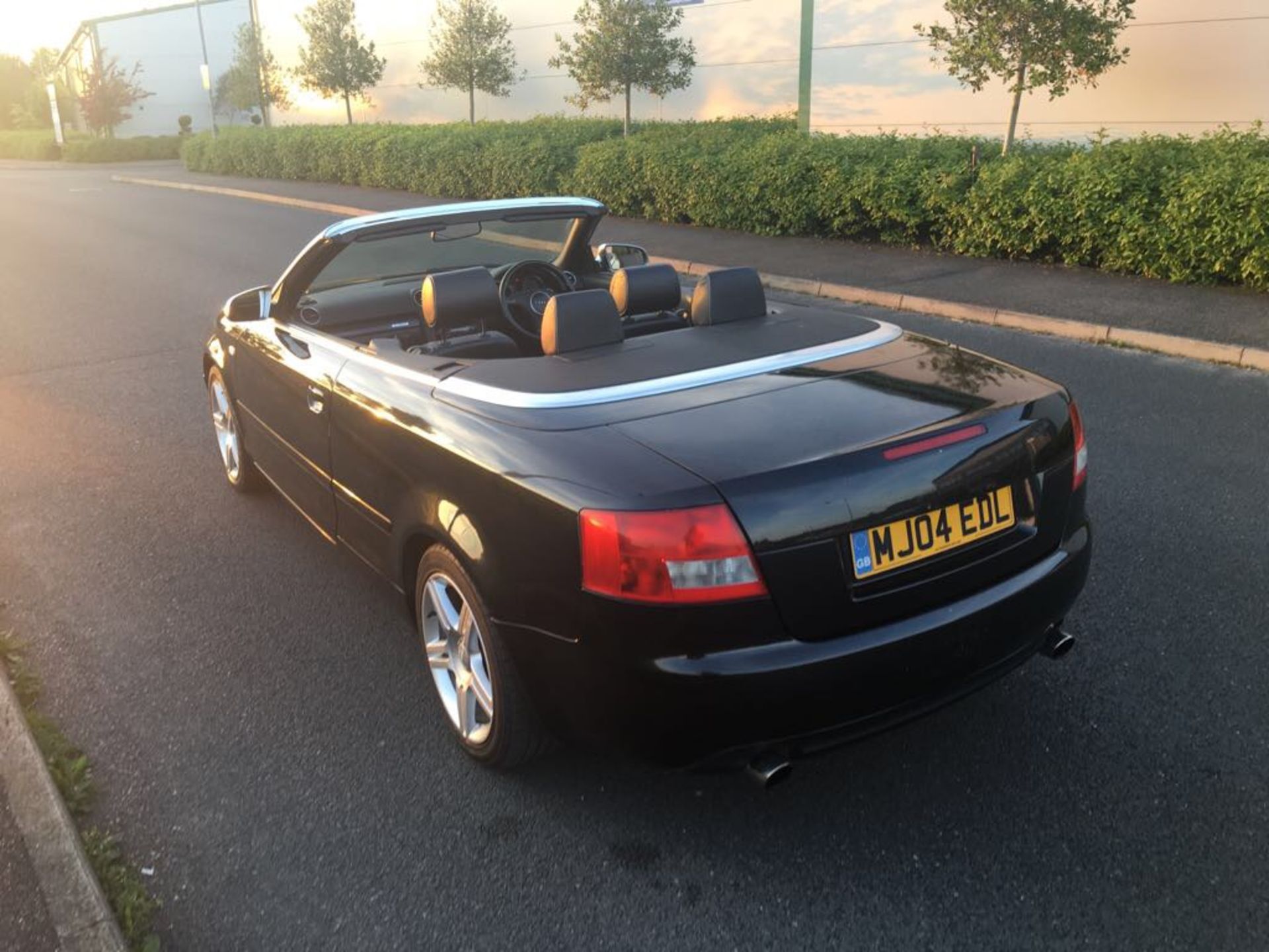 2004 AUDI S4 CONVERTIBLE MANUAL - Image 8 of 18