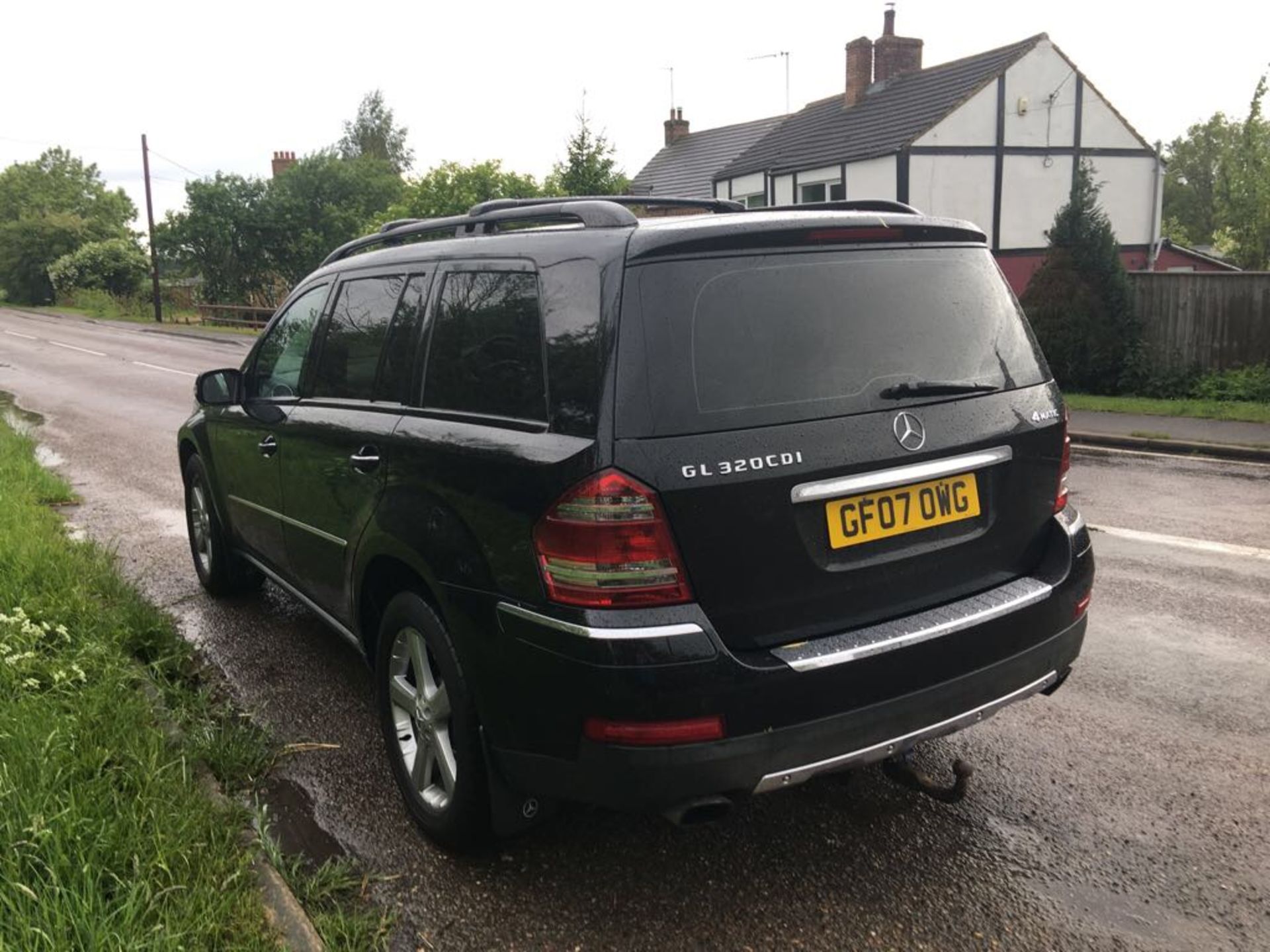 2007 MERCEDES BENZ GL320 4MATIC AUTOMATIC **7 SEATER** - Image 2 of 16