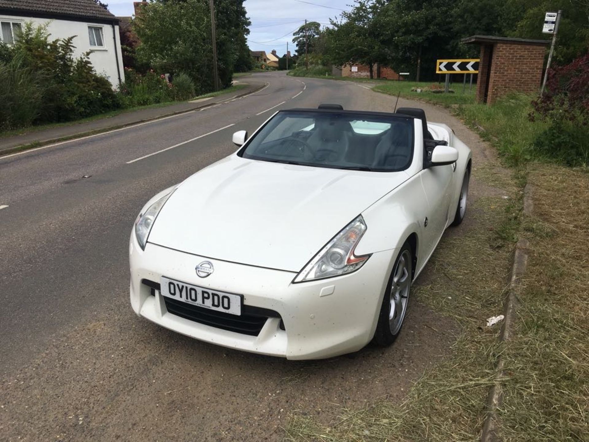 2010 NISSAN 370Z GT ROADSTER V6 - Image 5 of 25