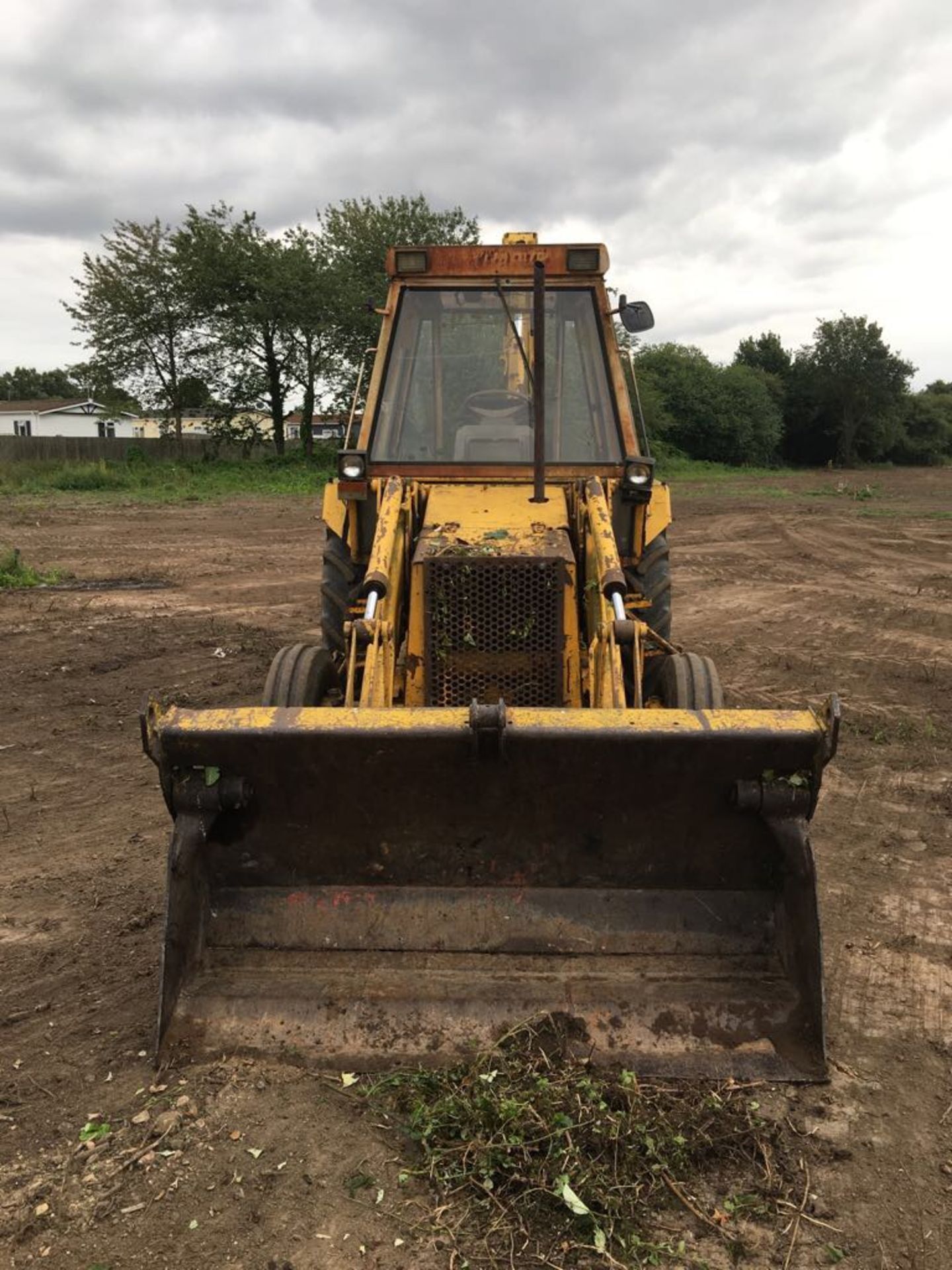 JCB DIGGER - Image 8 of 17