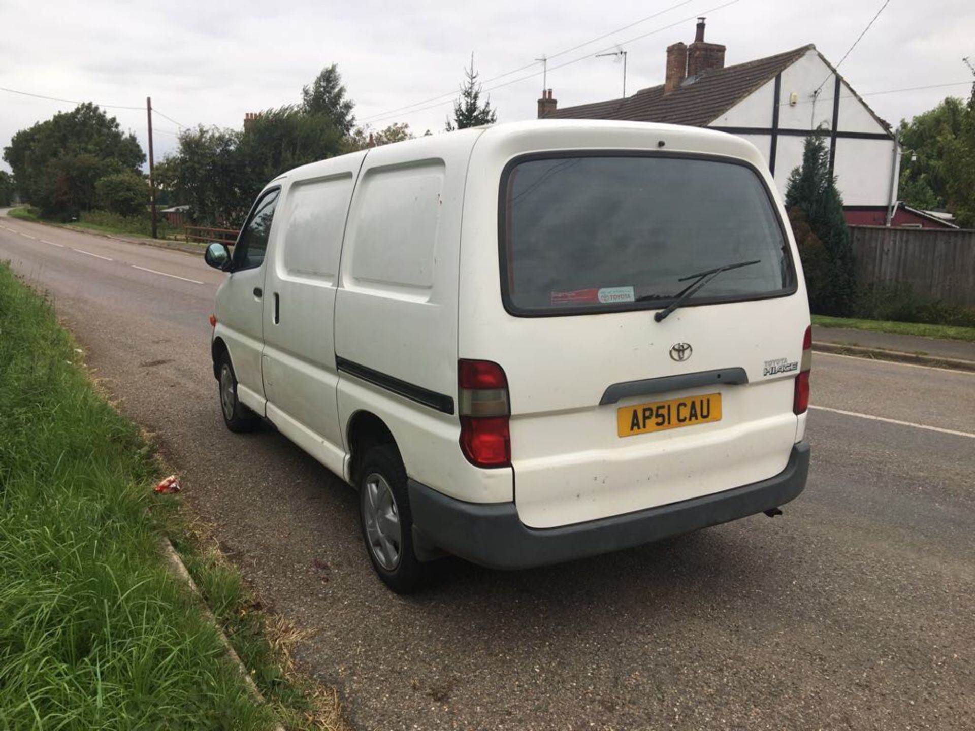 2001 TOYOTA HIACE POWERVAN GS - Image 6 of 19