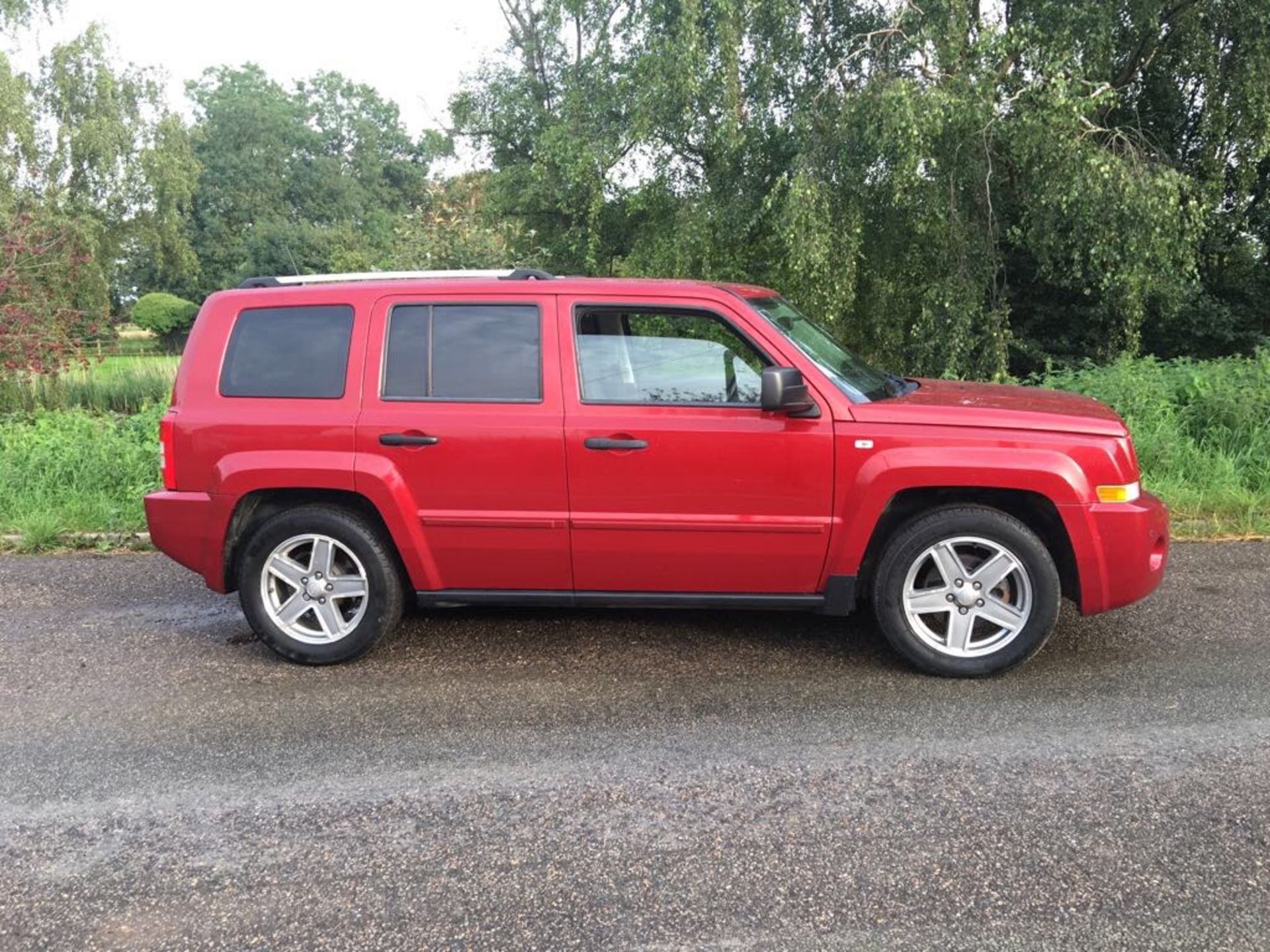 2007 JEEP PATRIOT LIMITED CRD **LOW MILEAGE** - Image 5 of 18