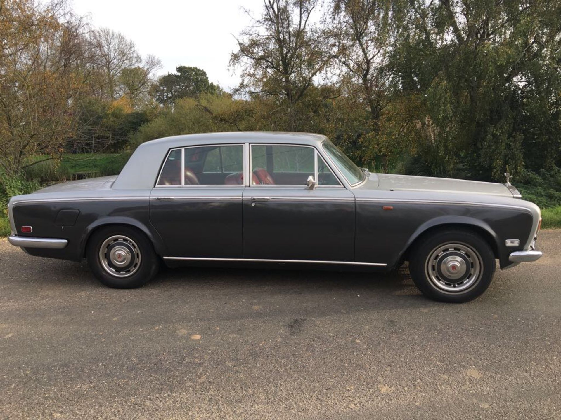 1974 ROLLS ROYCE SHADOW 1 **LOW MILEAGE & RED LEATHER** - Image 6 of 28