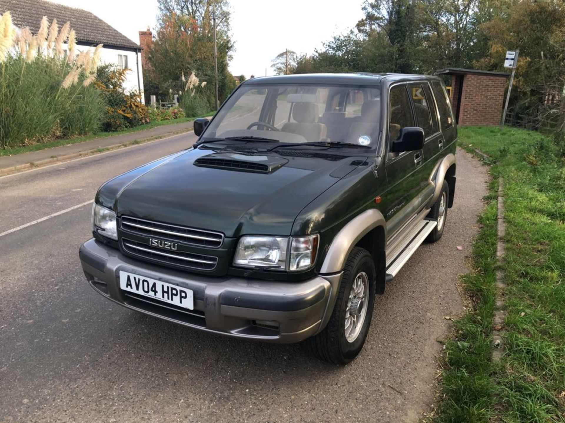 2004 ISUZU TROOPER CITATION DT LWB 3.0 DIESEL - Image 2 of 19