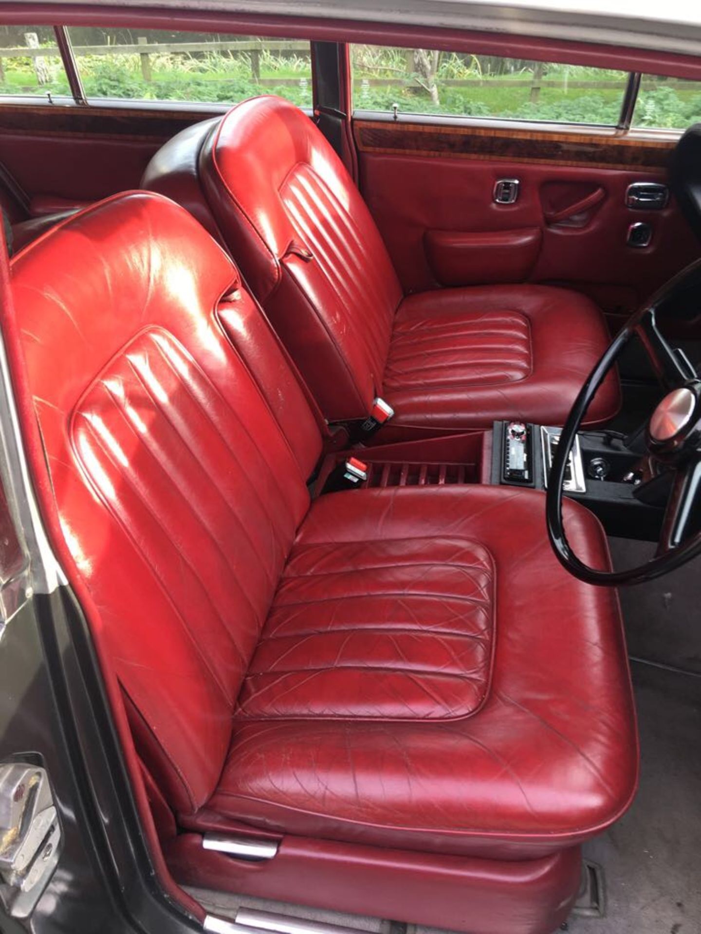 1974 ROLLS ROYCE SHADOW 1 **LOW MILEAGE & RED LEATHER** - Image 10 of 28