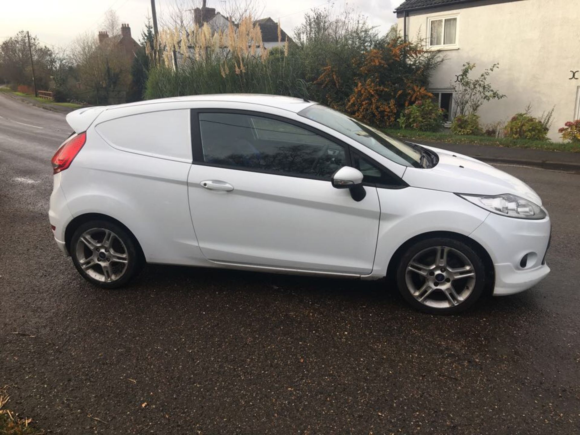 2012 FORD FIESTA SPORT TDCI **NO VAT** - Image 5 of 15