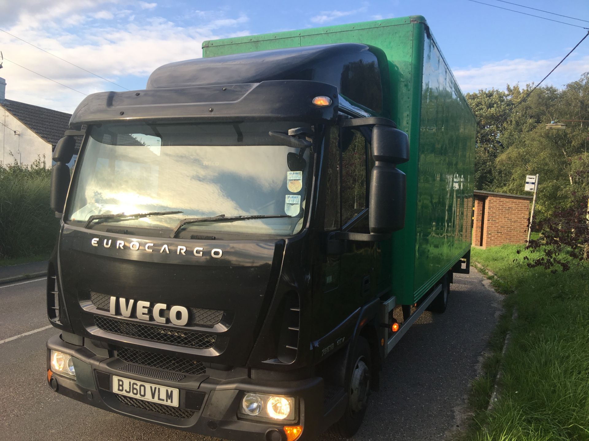 2010 IVECO EUROCARGO 7.5 TONBOX LORRY WITH TAIL LIFT SLEEPER CAB EURO 6 WITH ADBLUE AUTO - Image 3 of 20