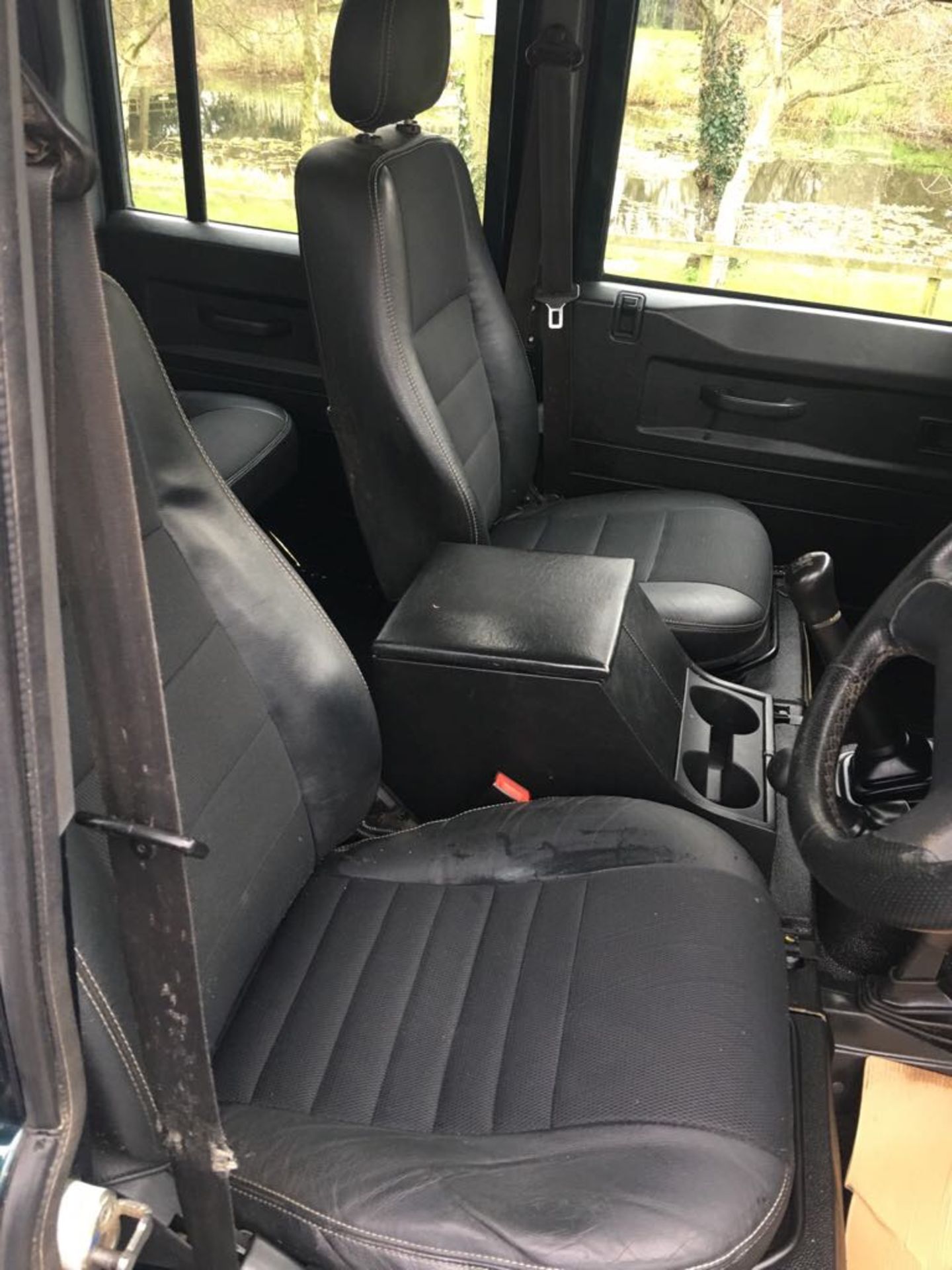 2012 LAND ROVER DEFENDER XS DOUBLE CAB 110 **ONE OWNER FROM NEW** - Image 10 of 17