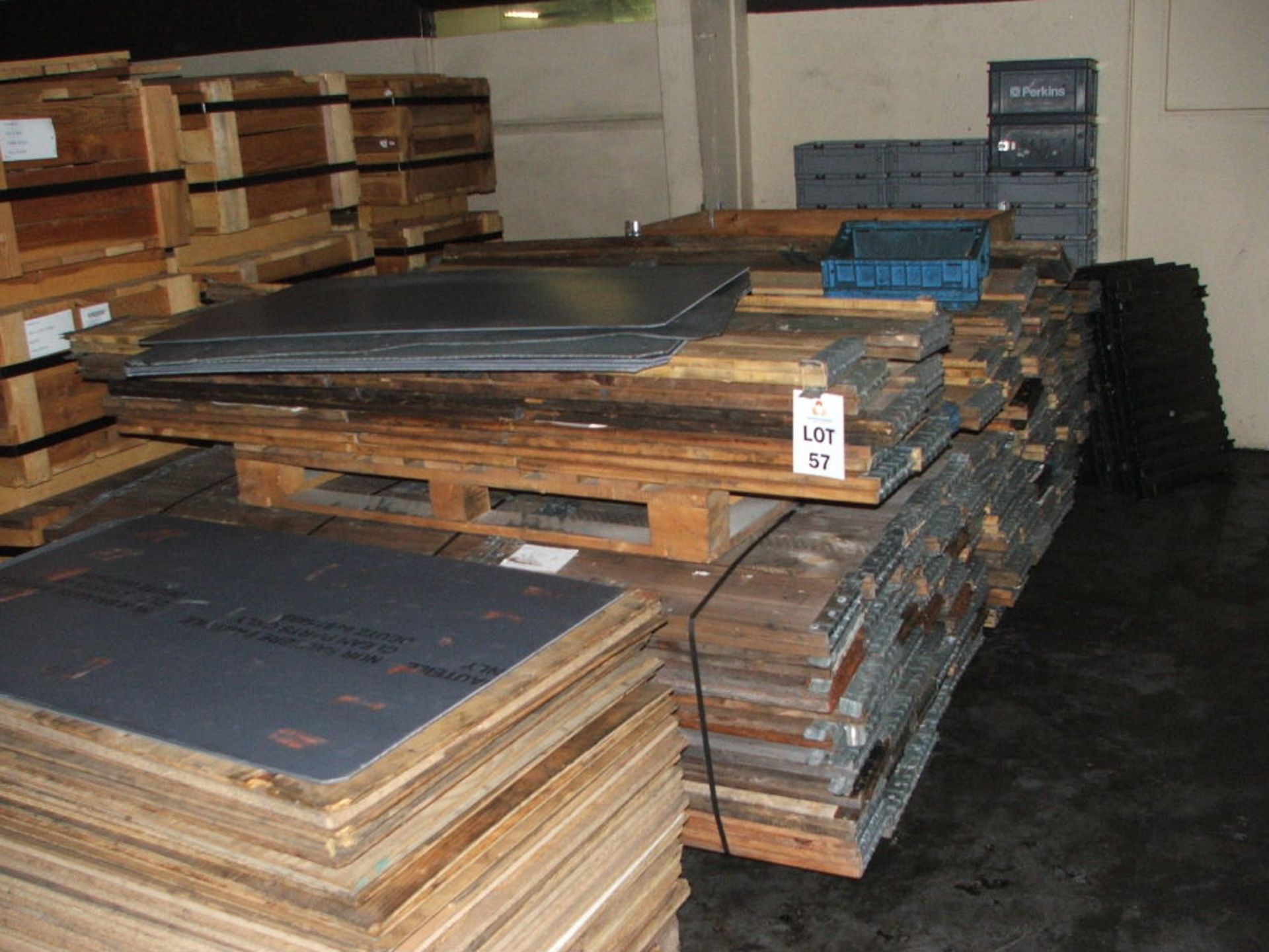 LARGE QTY OF WOODEN EURO PALLET COLLARS