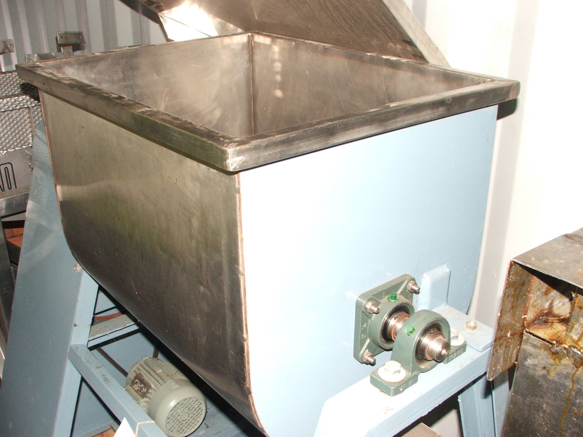 S/STEEL PADDEL MIXER ON FRAME LIFT OUT £25.00 - Image 3 of 3