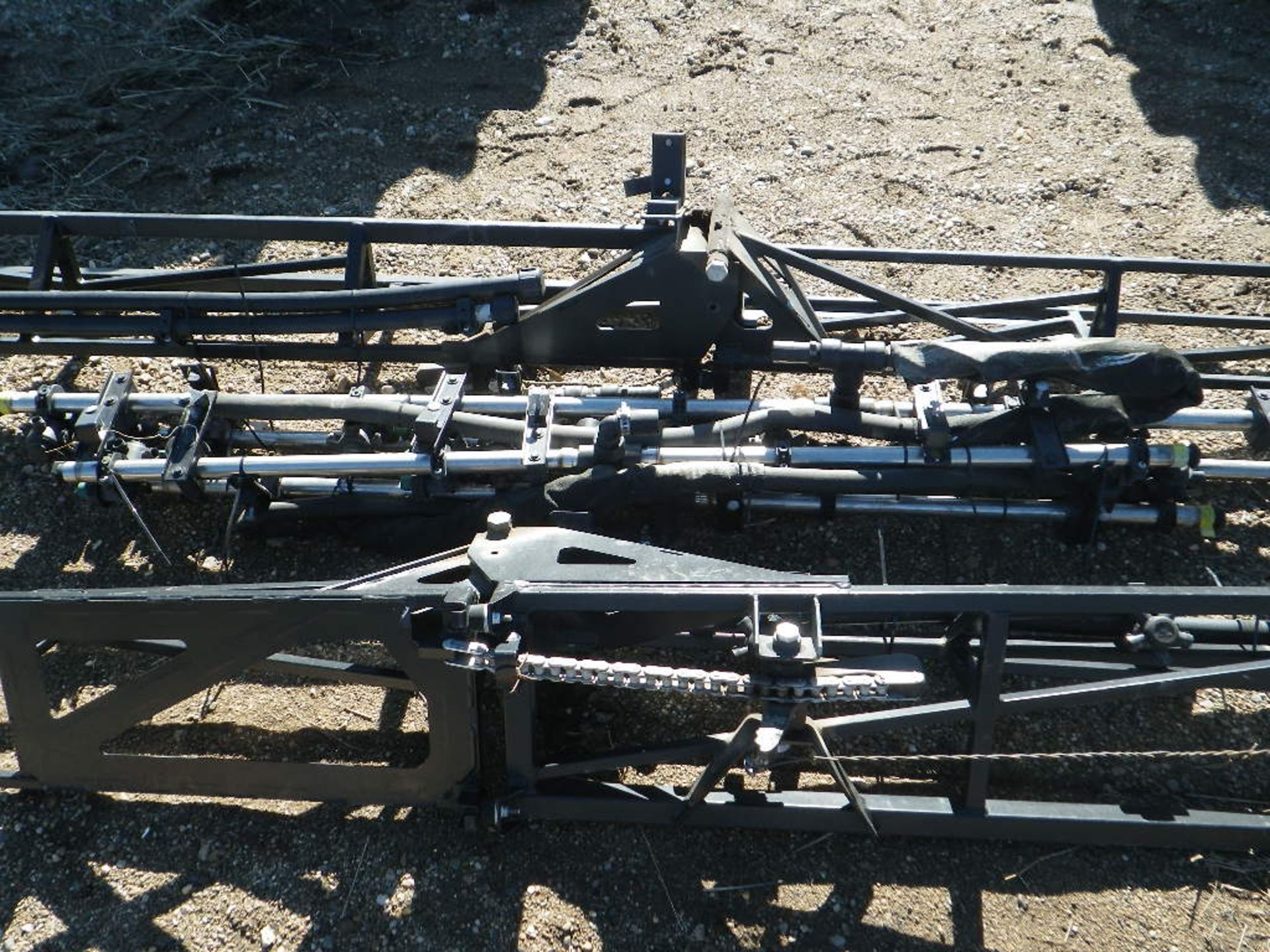 (36) 1 PAIR USED 100' BOOM WING TIPS FOR JD 4830 SPRAYER - Image 2 of 3