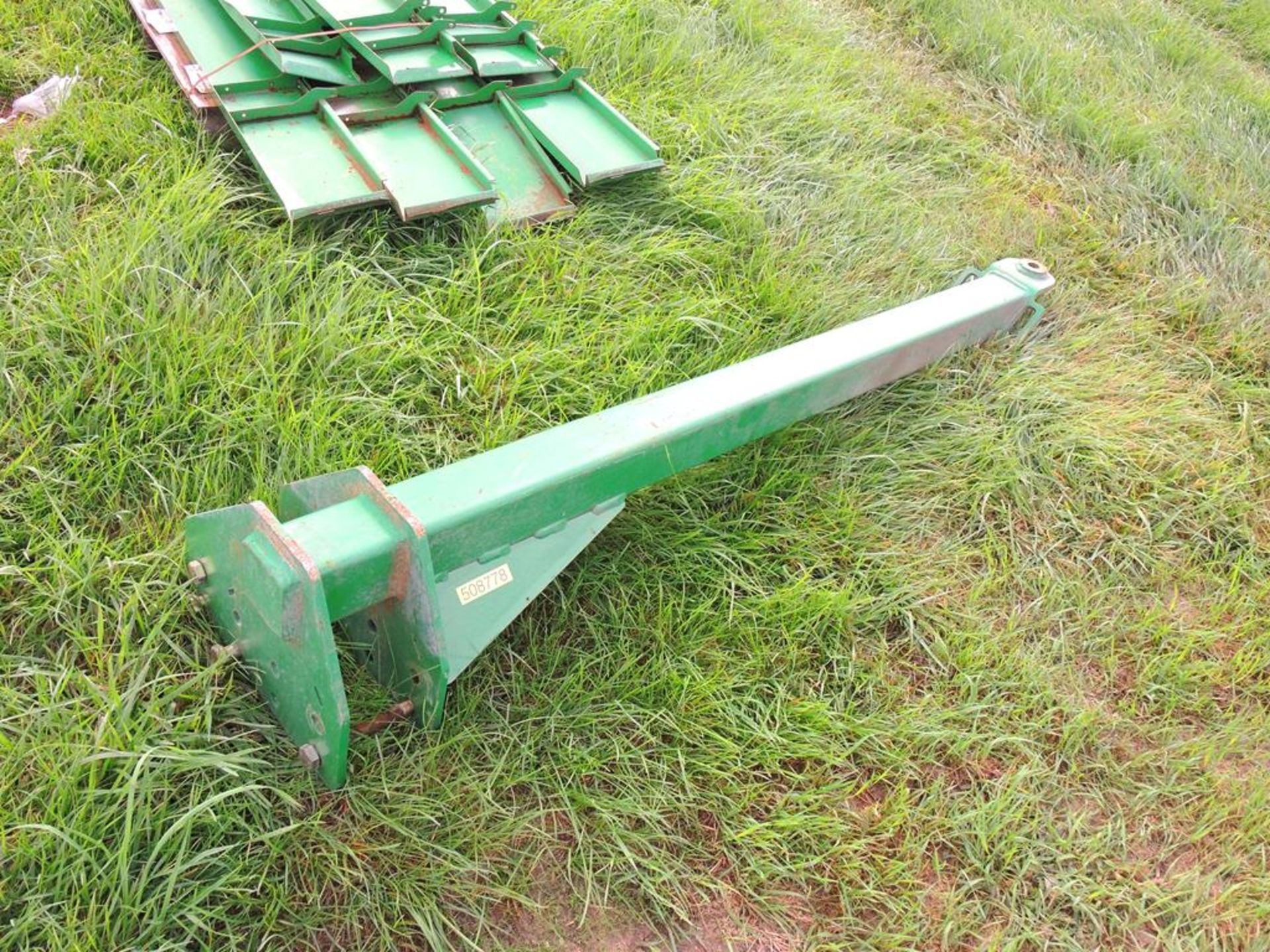 REAR HITCH FOR COMBINE (ATTACHES TO REAR AXLE)