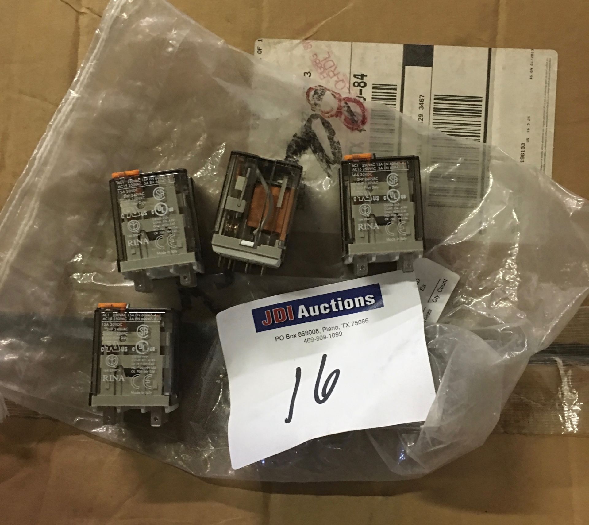 Allen Bradley CAT 700-HB32A1-3-4 Relay Ice Cube 8 Blade 15 Amp 120 Volts