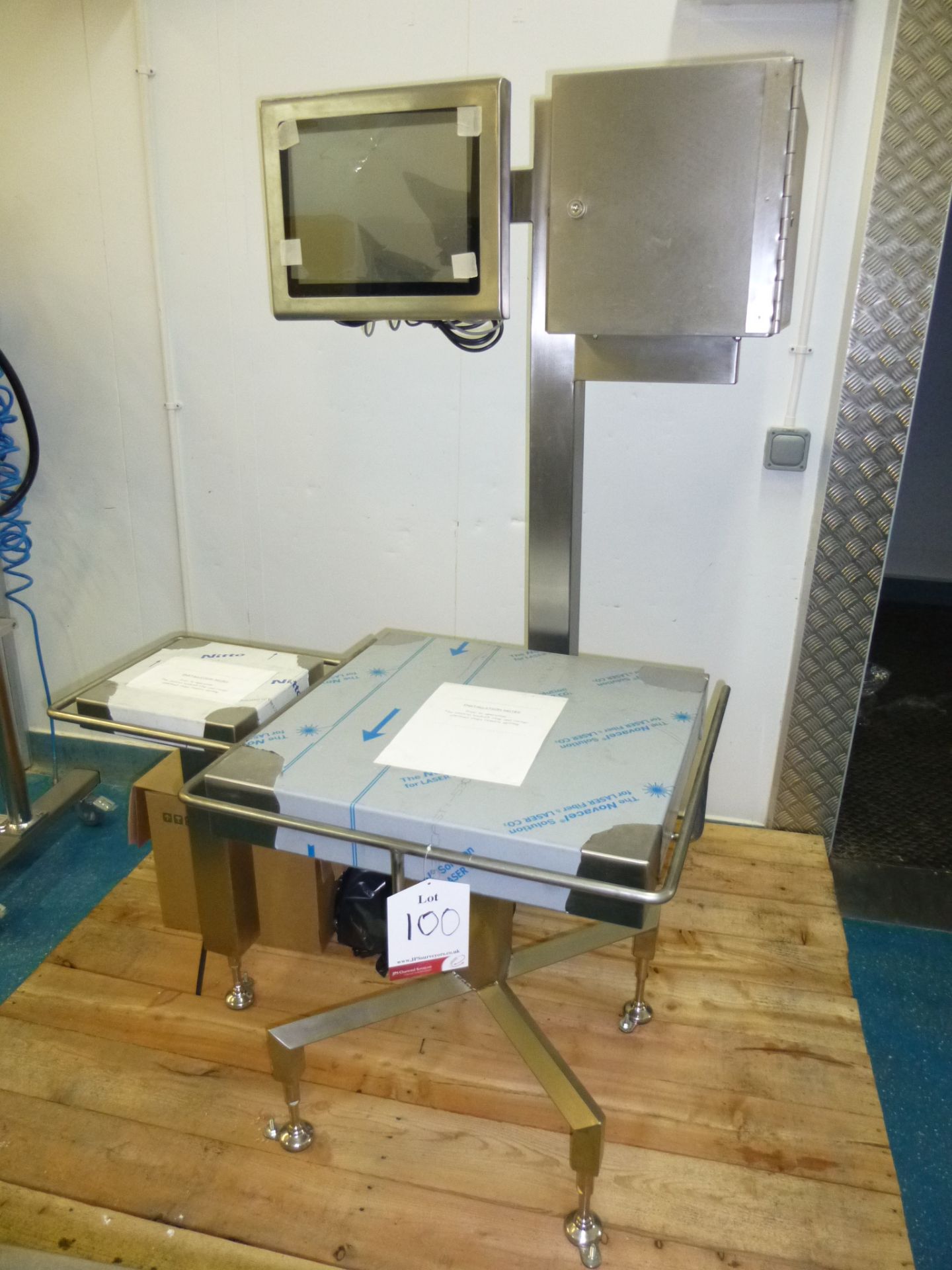 Unused - Stevens Touchscreen Monitor/ Platform Scales - Image 2 of 5